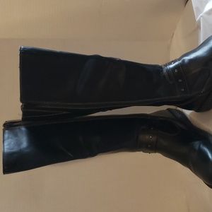 BOC Boots